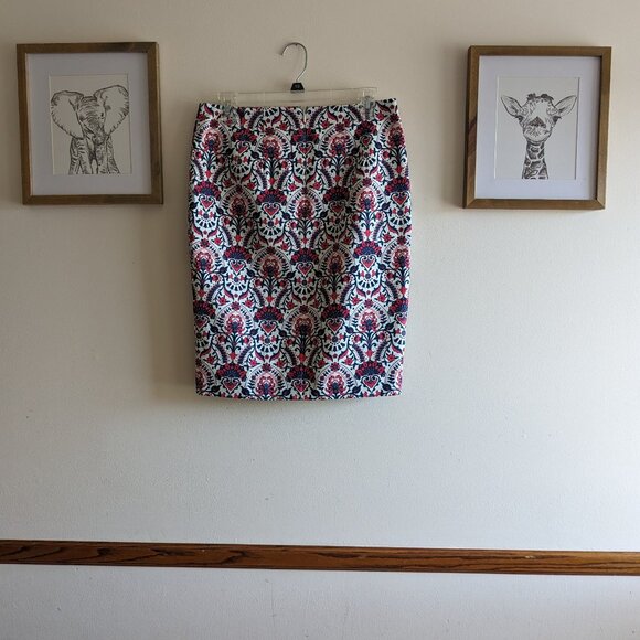 NWT LOFT Vibrant Print Pencil Skirt Size 4 - Picture 3 of 10